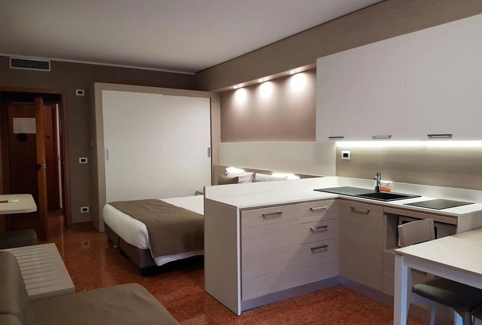 Residence all'Adige Verona 2*,