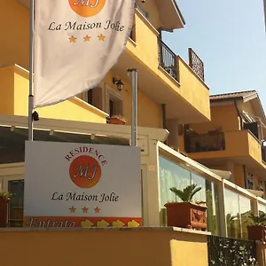 https://residence-la-maison-jolie.it-romehotels.com