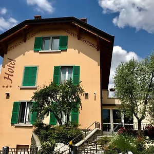 https://cornelle-hotel.italymilanhotels.net